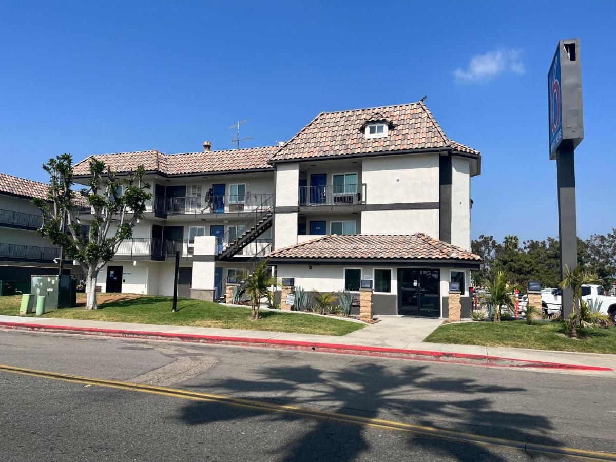 Motel 6-Escondido, Ca Exteriér fotografie