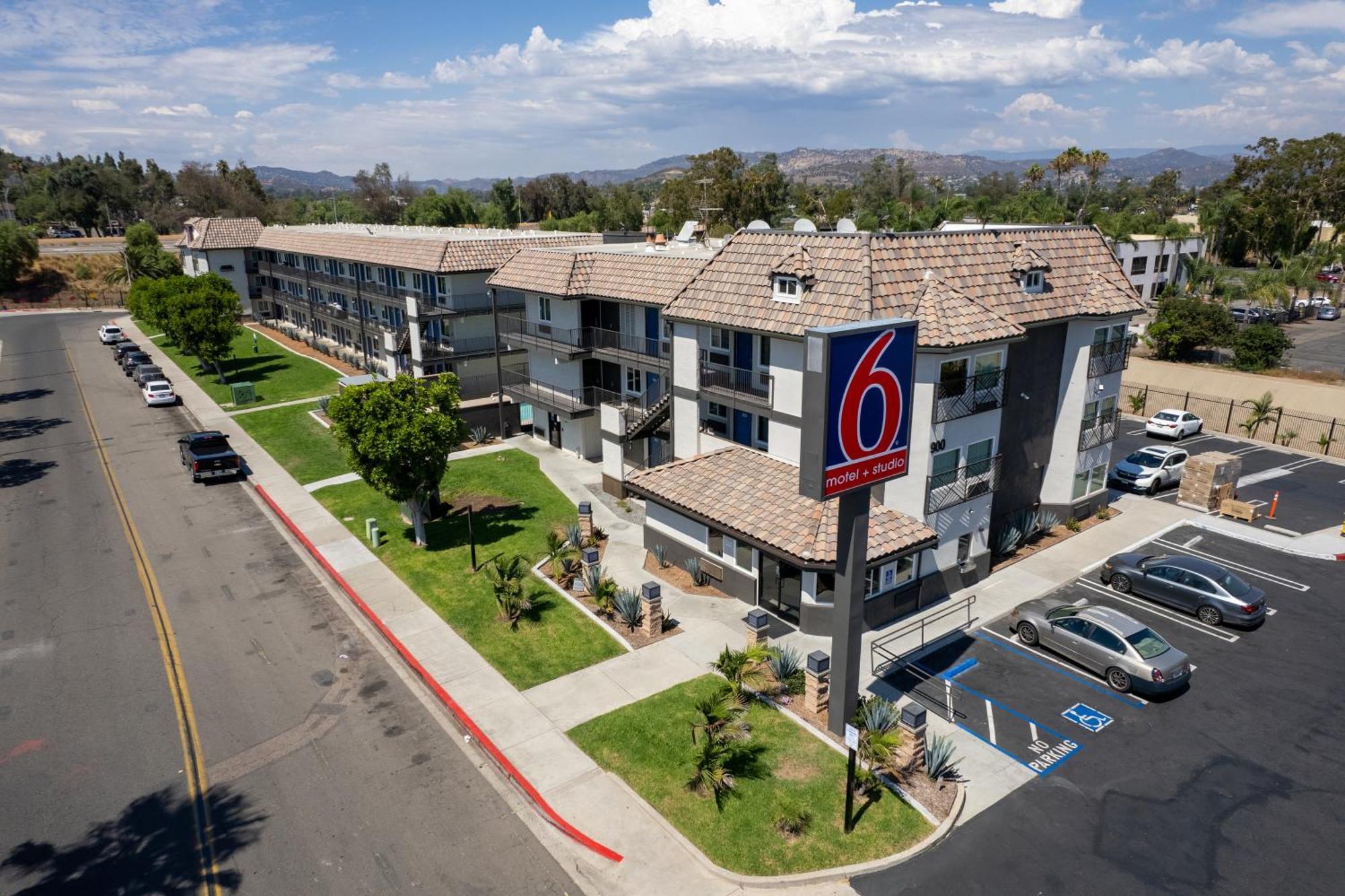 Motel 6-Escondido, Ca Exteriér fotografie
